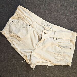 Abercrombie Distressed Ripped White Denim Shorts 8 / 26